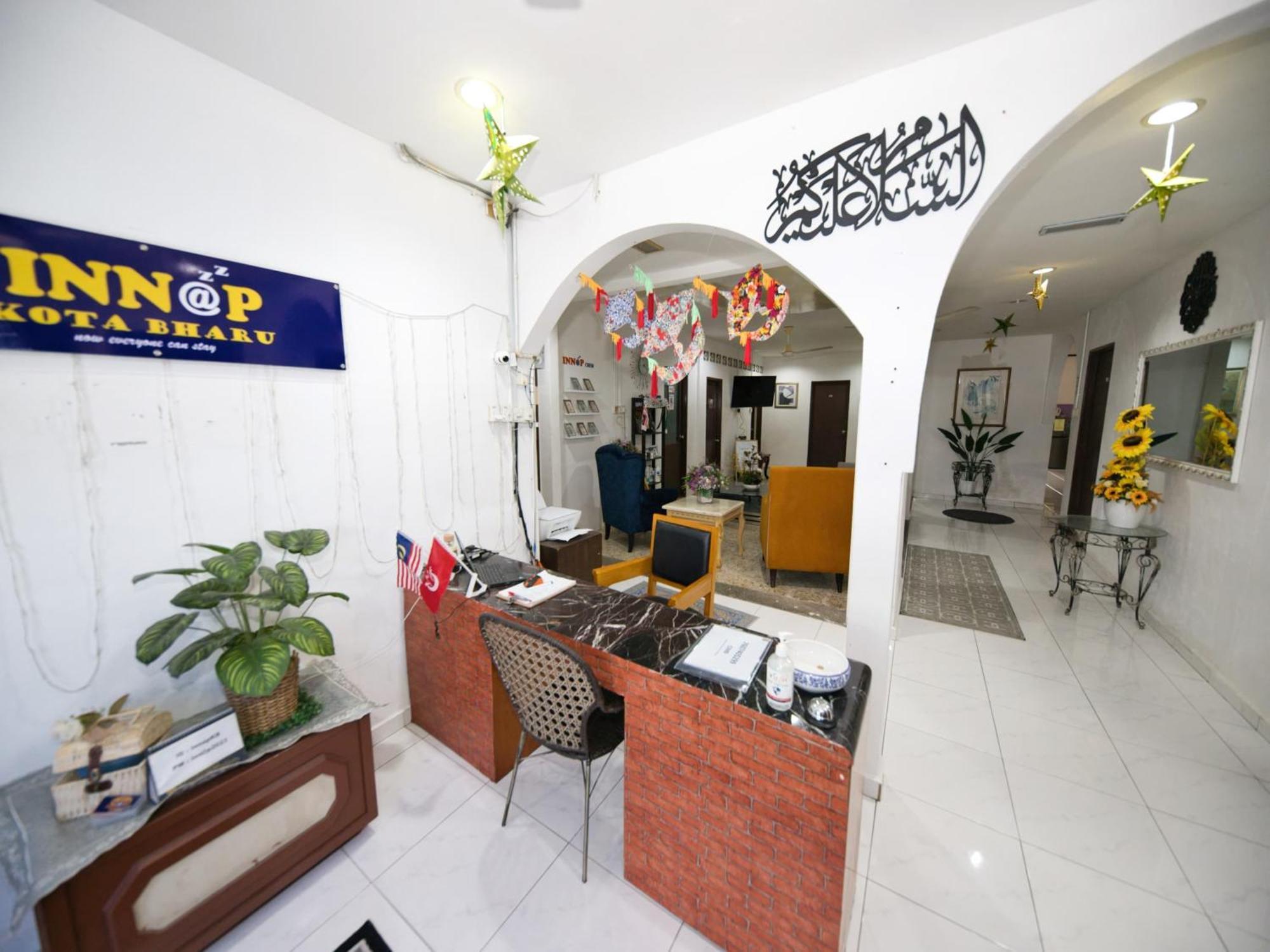 Oyo 89925 Innap Кота Бару Екстериор снимка