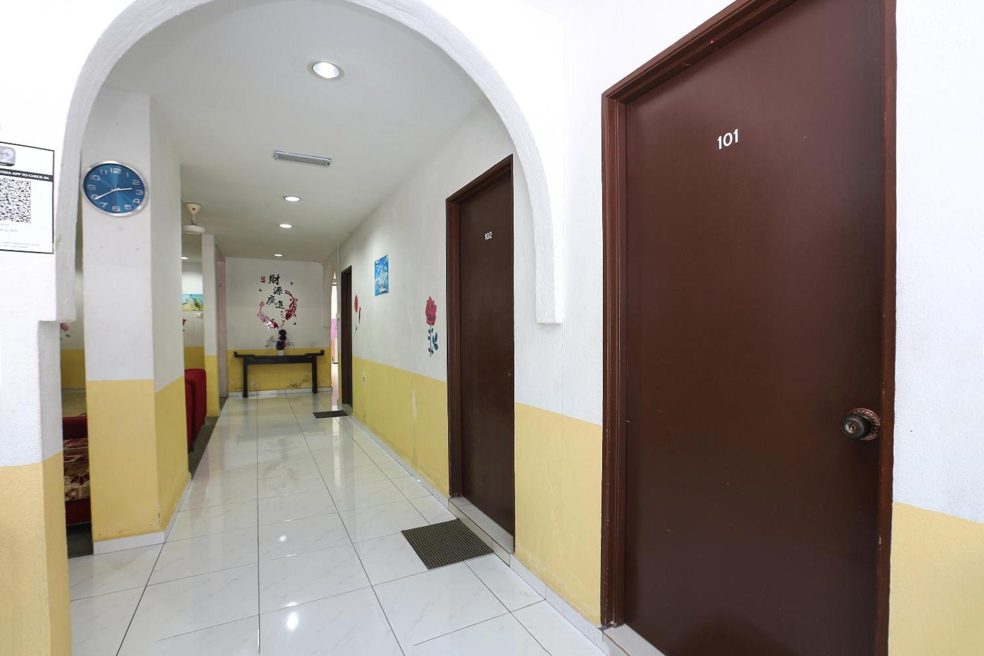 Oyo 89925 Innap Кота Бару Екстериор снимка